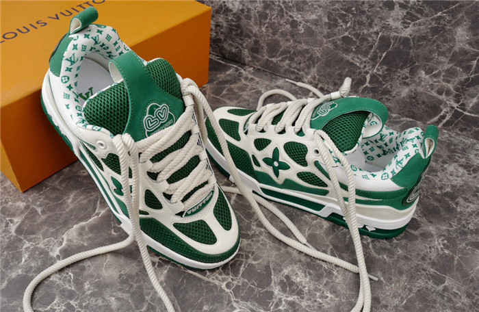 LV SNEAKER LOW 111406