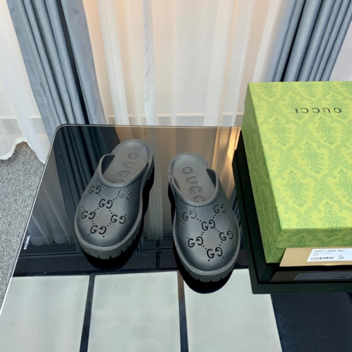 Gv*c slippers