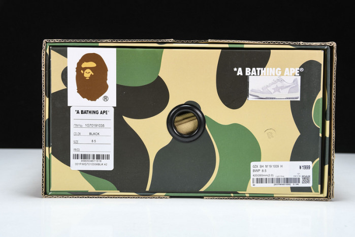 A B*THING APE  YEE-002