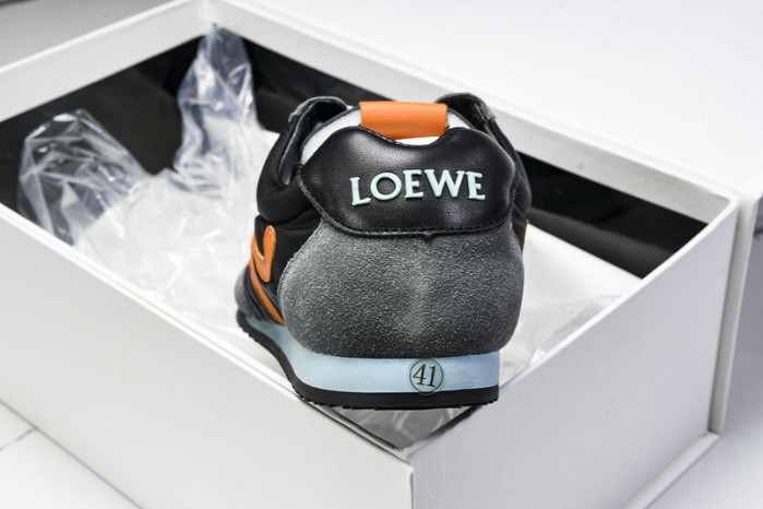 L*0ewe Ballet Runner  LW-FOR07
