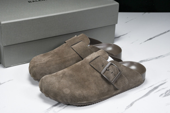 BLCG SLIPPERS