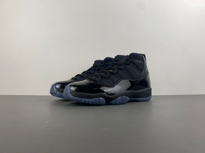 Air Jordan 11 “Gamma” CT8012-047 ( New)