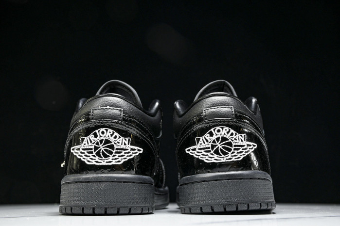 Air Jordan 1 Low HJ7743-010